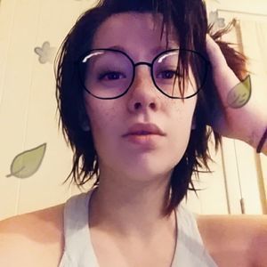 Meet your Posher, Lilly